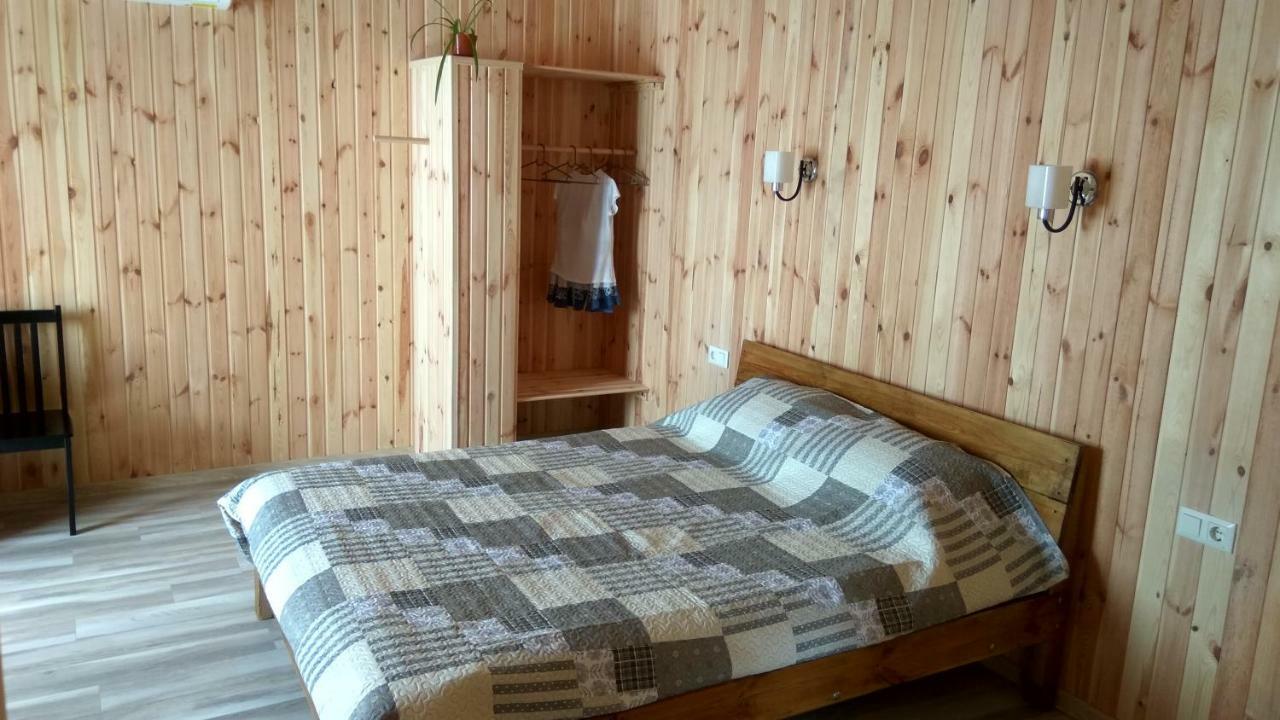 Eco House Otel Çornomorsk Dış mekan fotoğraf